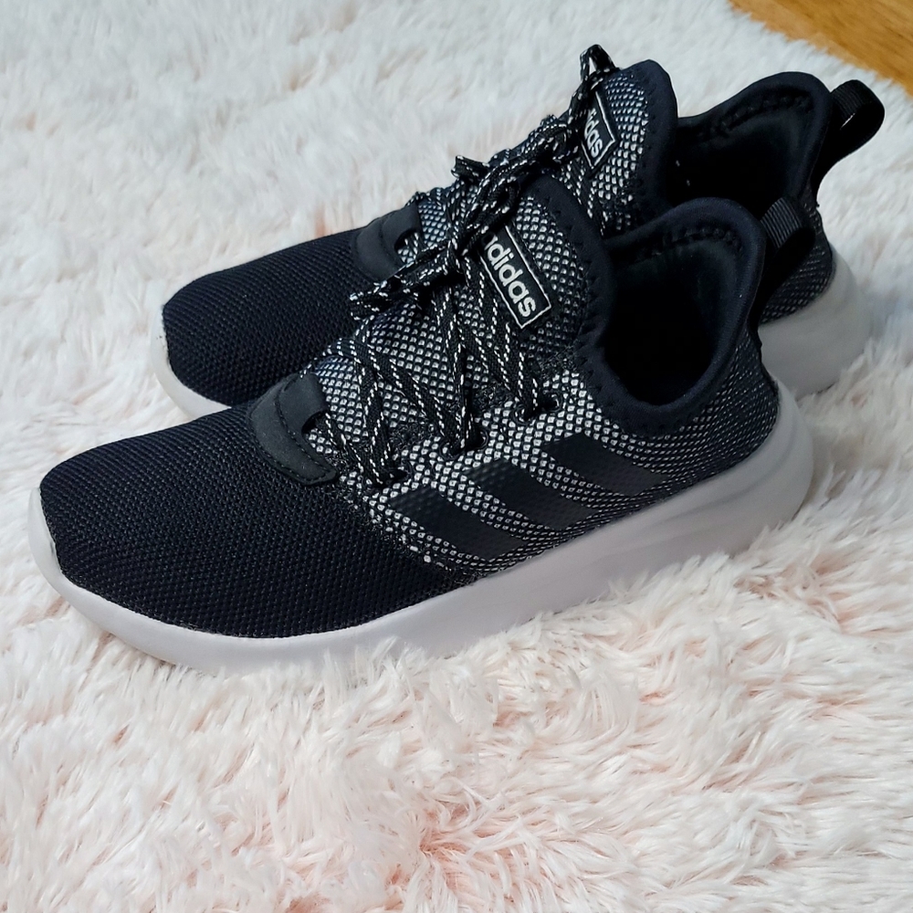 Adidas - Picture 3 of 4